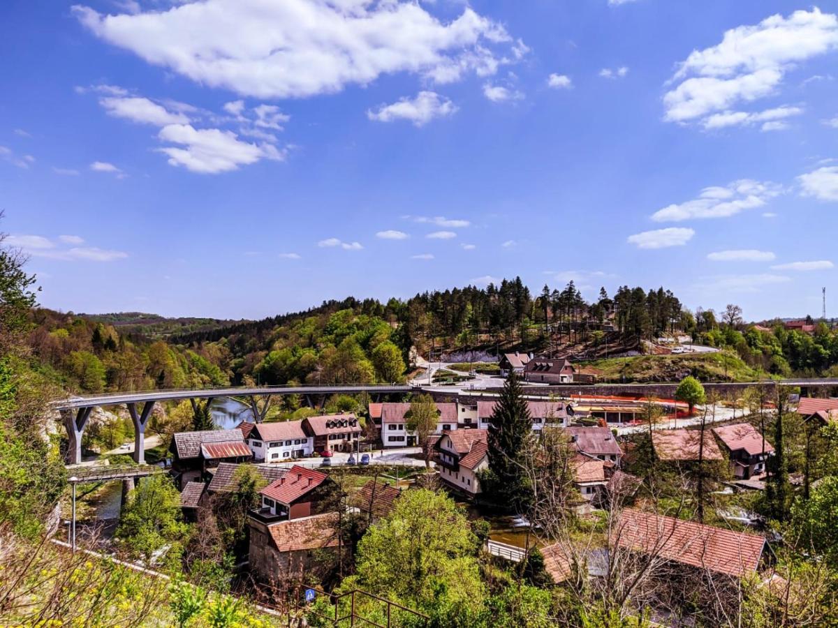 Apartments Vesna Slunj Bagian luar foto